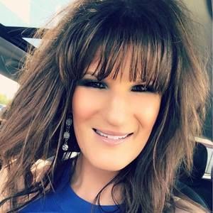 Meet your Posher, Lynn